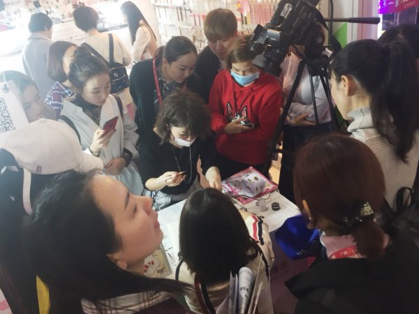 海外中国美容展示会ネイル