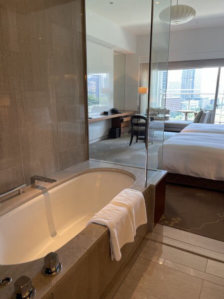 皇居が目の前!パレスホテル東京へ行ってきました-ネイルサロン開業・経営コンサルティング東京で開催