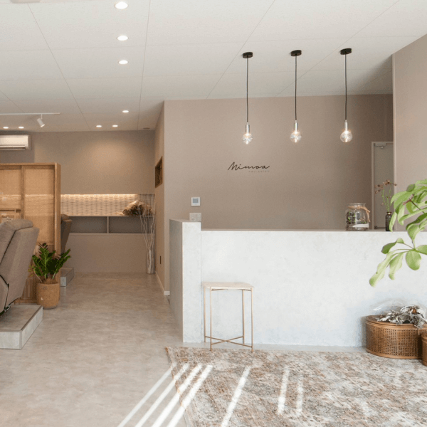 愛知県【ネイルサロンM】