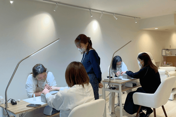ネイルサロンオープン前1日店舗研修の様子｜ネイルサロン開業・経営ならビオネイル