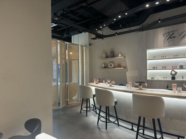 【イギリスのネイルサロンのIT化がすごかった！🇬🇧】｜ネイルサロン開業・経営ならビオネイル