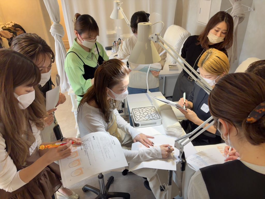 【ネイル･まつげ･眉毛】研修｜ネイルサロン開業・経営ならビオネイル